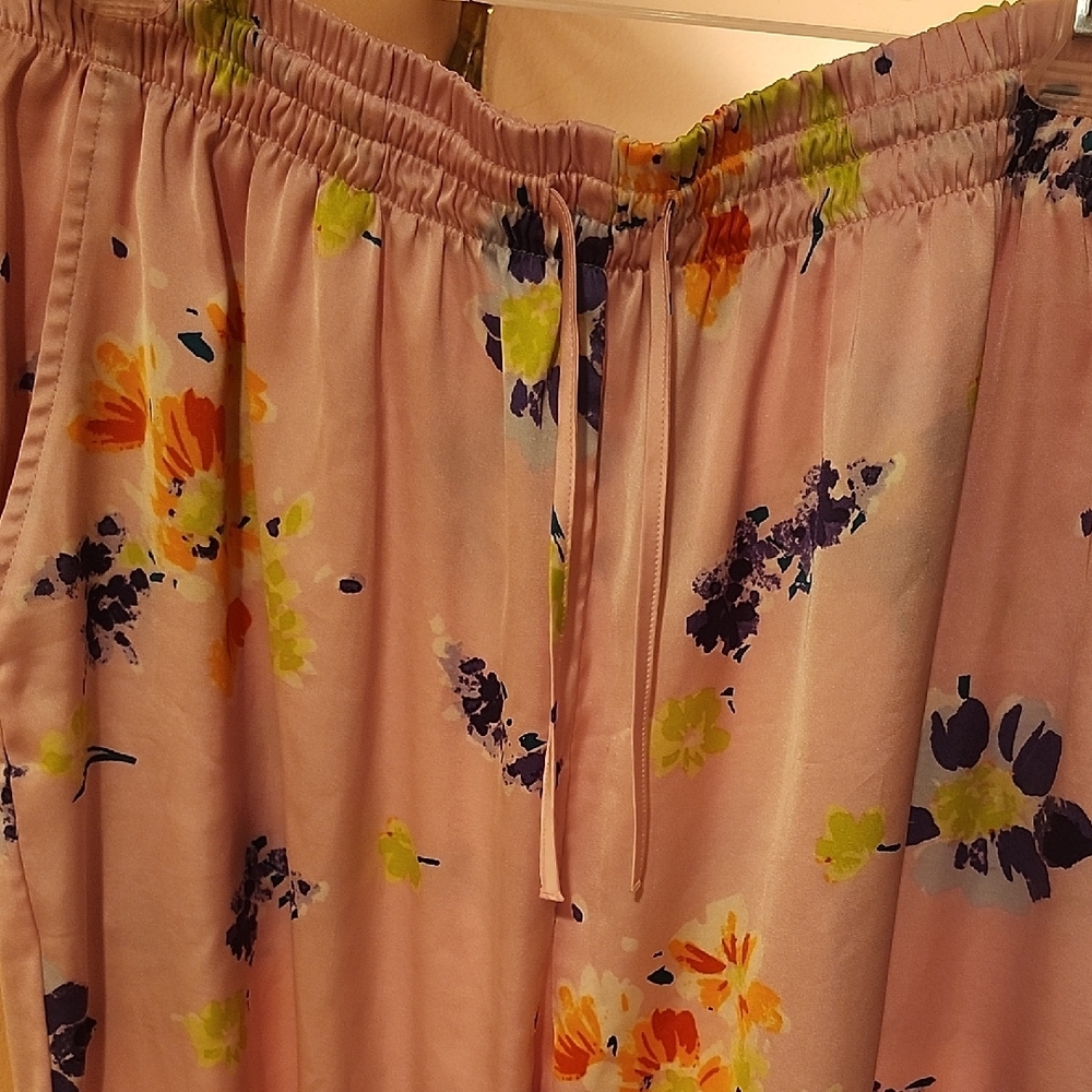 Savage X Fenty Pink Floral Pajama Set - Picture 5 of 8